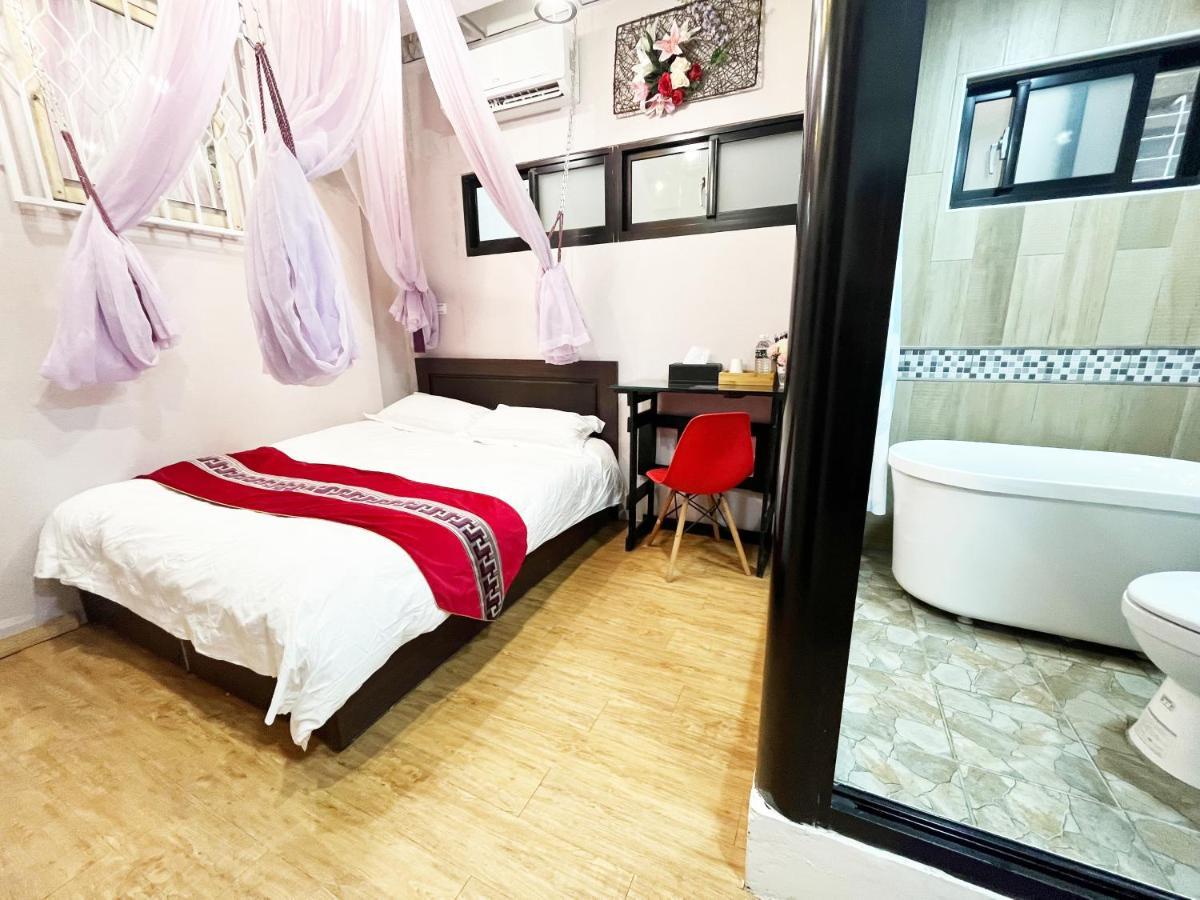 Woju Homestay Tainan Dış mekan fotoğraf