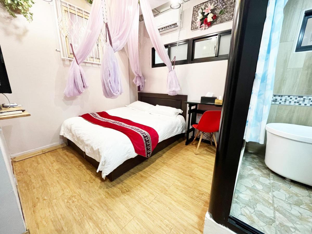 Woju Homestay Tainan Dış mekan fotoğraf