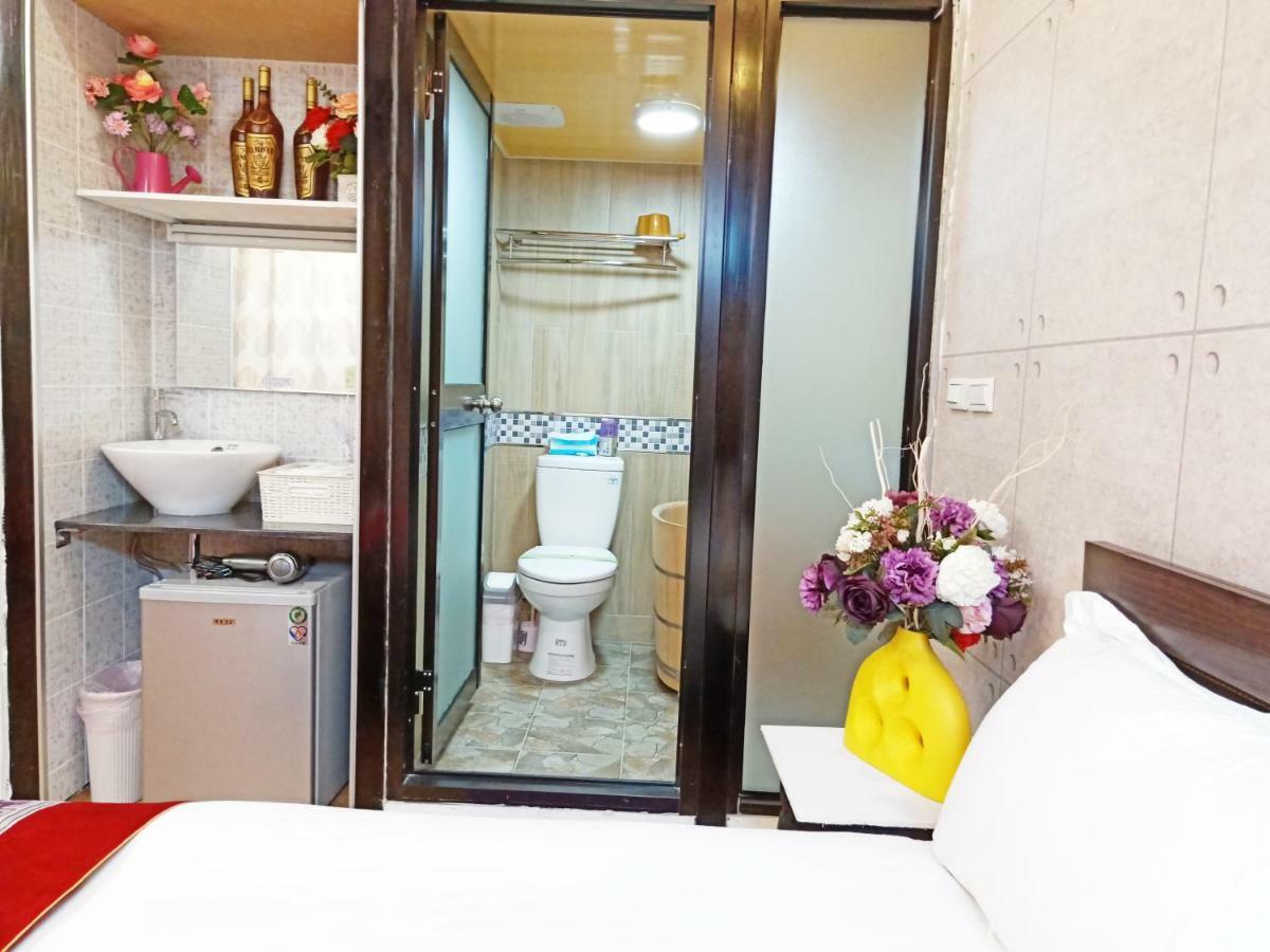 Woju Homestay Tainan Dış mekan fotoğraf