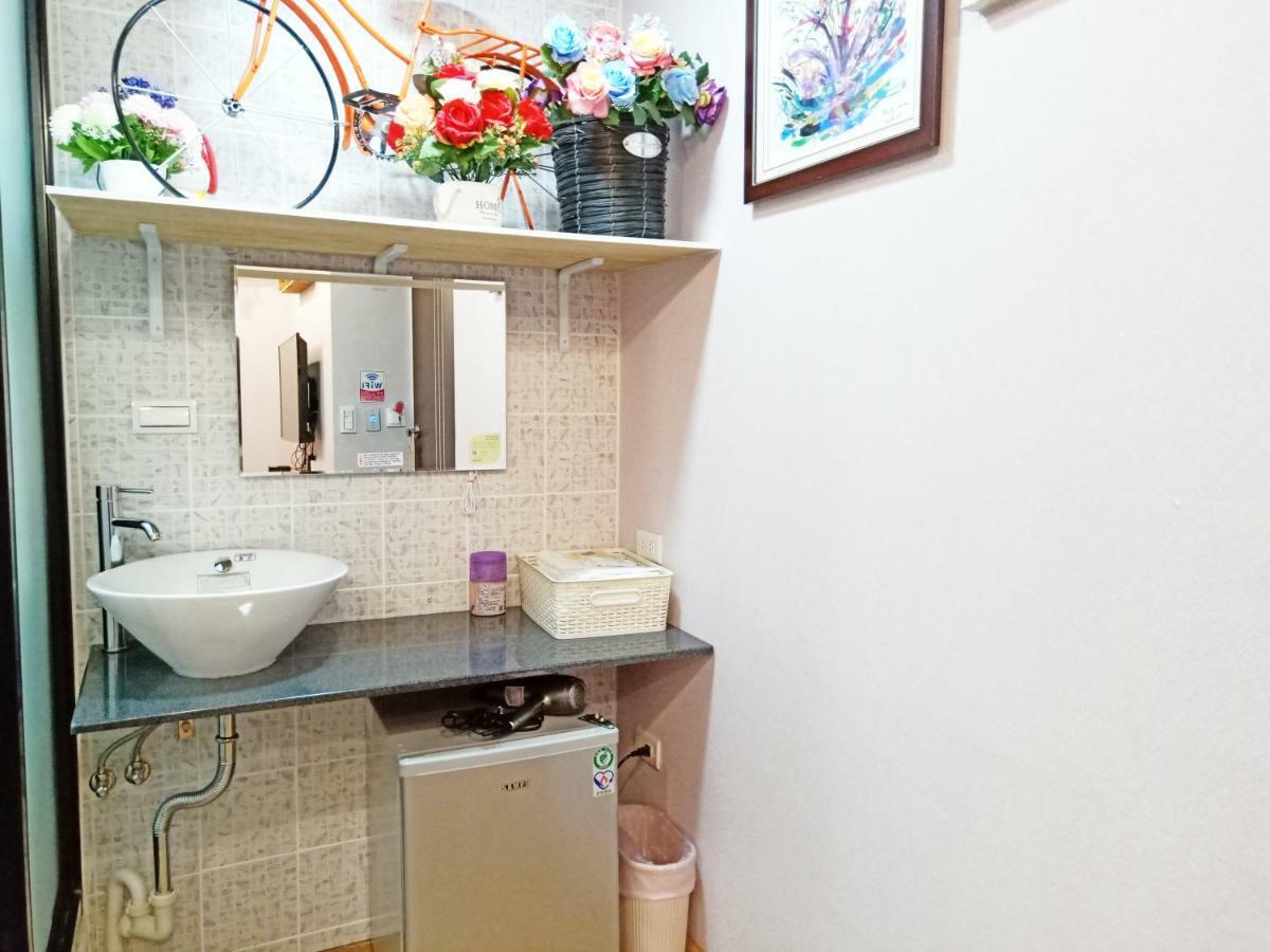 Woju Homestay Tainan Dış mekan fotoğraf